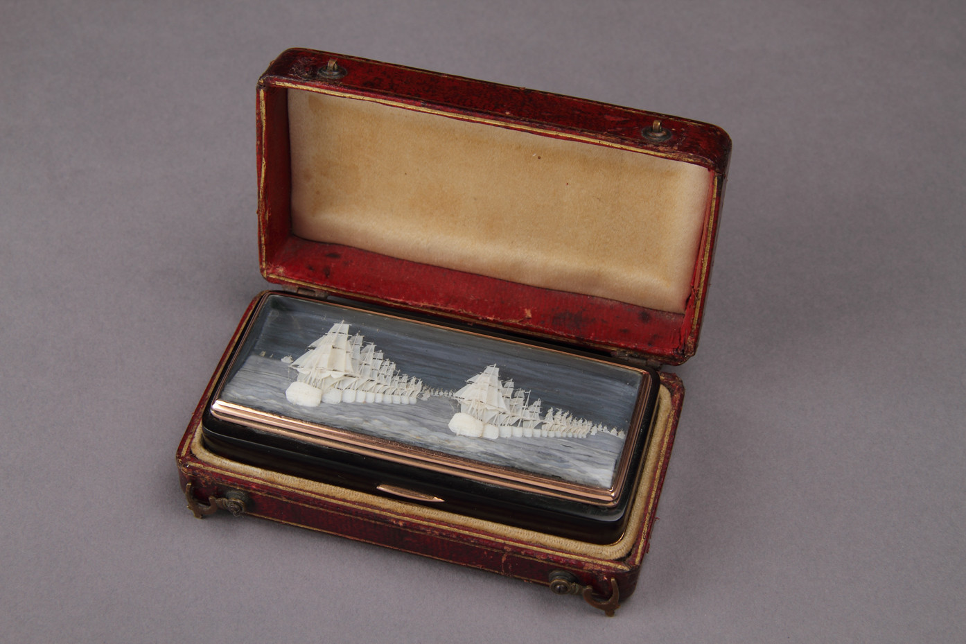 Rare English Gold and Tortoiseshell Snuff Box Depicting Nelson’s Historic Battle Formation